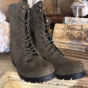 Brash army green faux suede combat boots